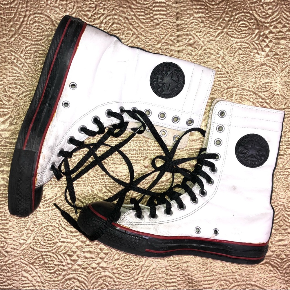 White leather lace-up Converse